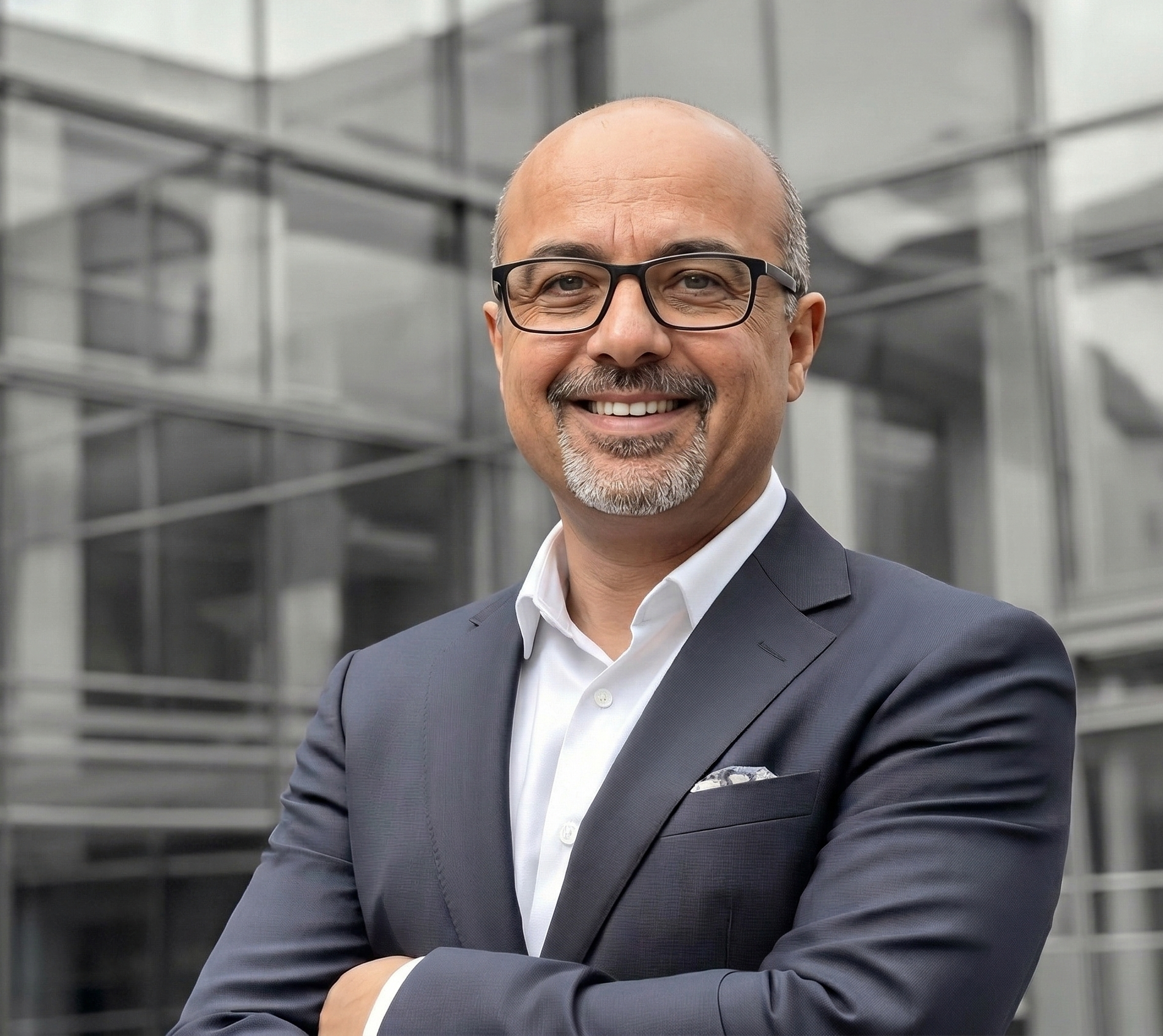 Portrait von Waheed Zamani, KI-Chef der Bavaria Film.